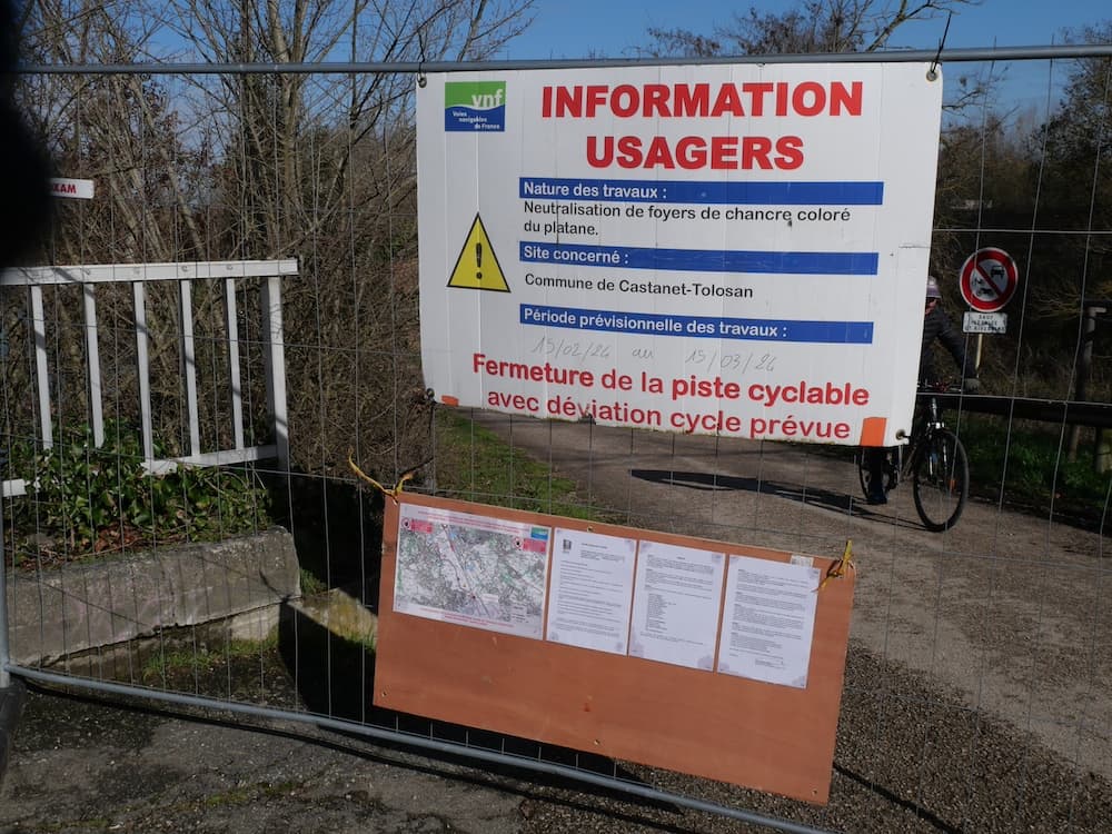 La déviation au pont de l'écluse de Castanet